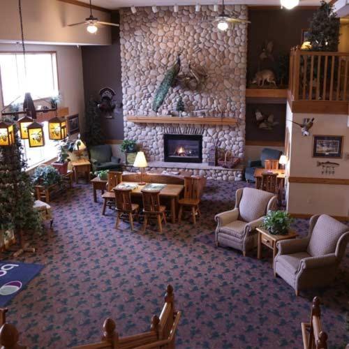 Boarders Inn And Suites By Cobblestone Hotels - Fayette Kültér fotó