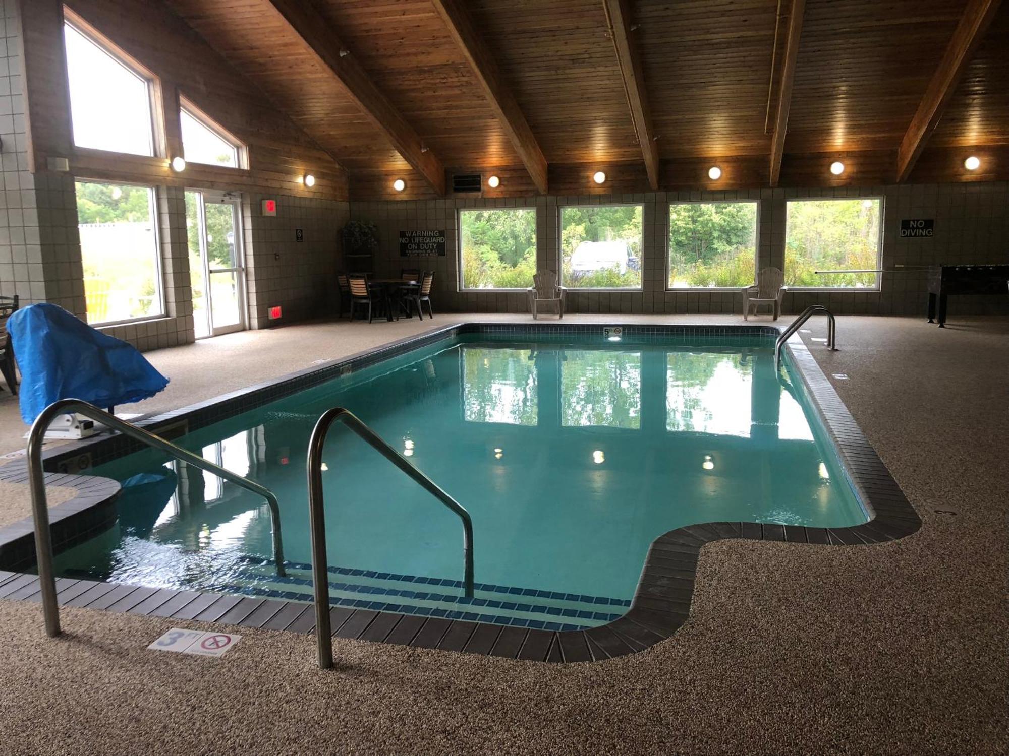 Boarders Inn And Suites By Cobblestone Hotels - Fayette Kültér fotó